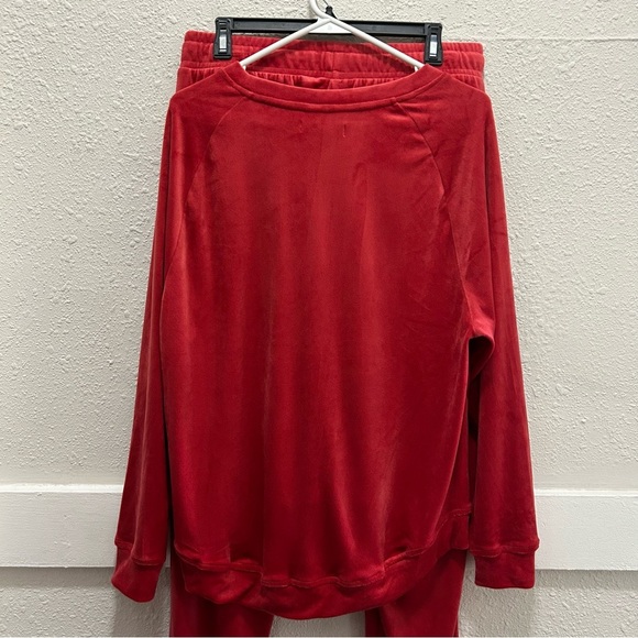 Rae Dunn Christmas Red Soft Velour "HO HO HO" Lounge Set Top:M Pants:L - Picture 8 of 8
